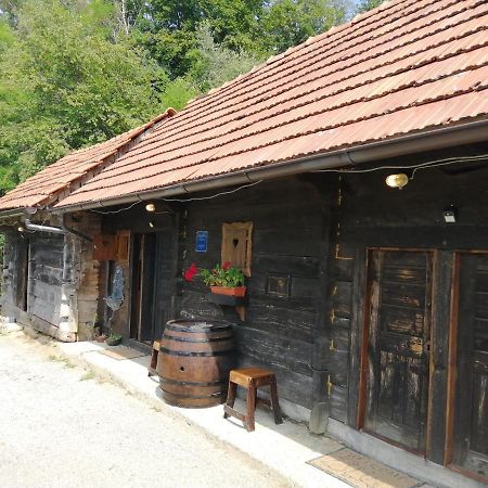 Robinzonski Smjestaj Tepes Tuheljske Toplice Exterior foto