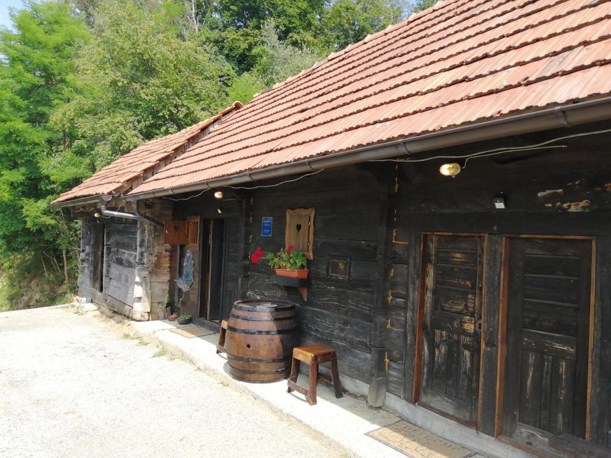 Robinzonski Smjestaj Tepes Tuheljske Toplice Exterior foto